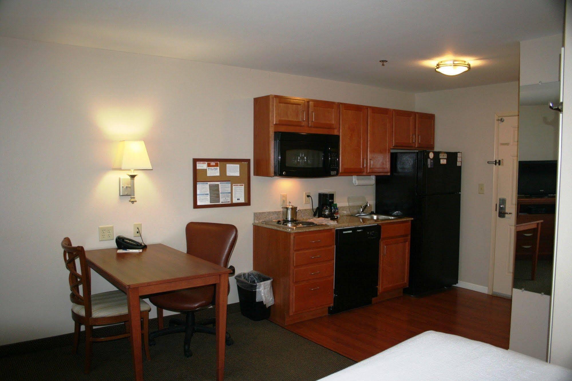 Extended Stay America Suites - Bartlesville - Hwy 75 Eksteriør billede